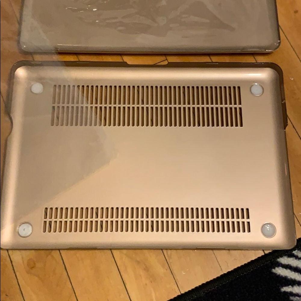 Macbook Case